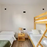 بيت للعطل O Lar De Laura Casa Familiar Escapada Tranquila Con Piscina Y Sala De Juegos Cerca De فيجو