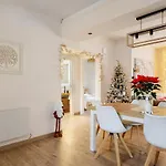 O Lar De Laura Casa Familiar Escapada Tranquila Con Piscina Y Sala De Juegos Cerca De * فيجو
