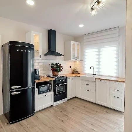 Ferienhaus O Lar De Laura Casa Familiar Escapada Tranquila Con Piscina Y Sala De Juegos Cerca De