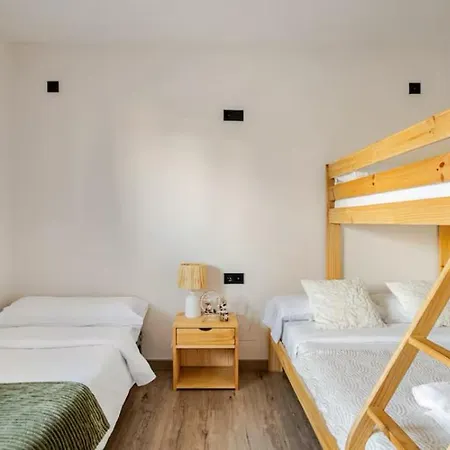 Ferienhaus O Lar De Laura Casa Familiar Escapada Tranquila Con Piscina Y Sala De Juegos Cerca De Vigo