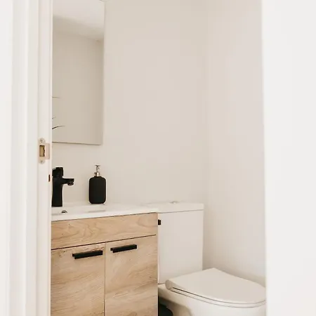 Casa de Férias O Lar De Laura Casa Familiar Escapada Tranquila Con Piscina Y Sala De Juegos Cerca De Vigo