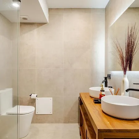 Casa de Férias O Lar De Laura Casa Familiar Escapada Tranquila Con Piscina Y Sala De Juegos Cerca De *