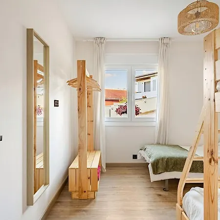 O Lar De Laura Casa Familiar Escapada Tranquila Con Piscina Y Sala De Juegos Cerca De Σπίτι διακοπών