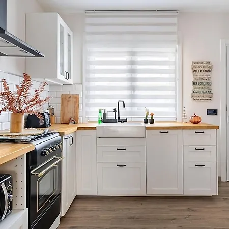 O Lar De Laura Casa Familiar Escapada Tranquila Con Piscina Y Sala De Juegos Cerca De Vigo