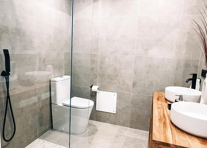 O Lar De Laura Casa Familiar Escapada Tranquila Con Piscina Y Sala De Juegos Cerca De Βίγκο