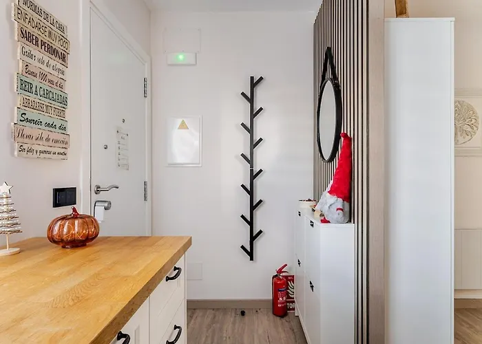 Feriehus O Lar De Laura Casa Familiar Escapada Tranquila Con Piscina Y Sala De Juegos Cerca De