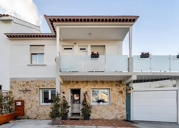 Feriehus O Lar De Laura Casa Familiar Escapada Tranquila Con Piscina Y Sala De Juegos Cerca De Vigo