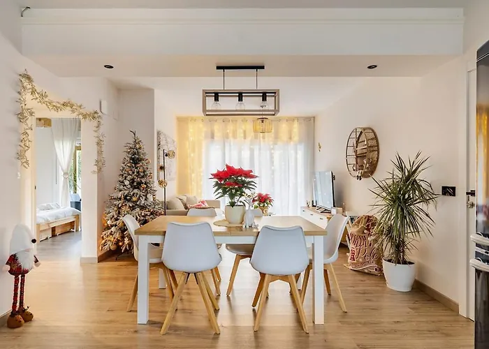 Feriehus O Lar De Laura Casa Familiar Escapada Tranquila Con Piscina Y Sala De Juegos Cerca De *