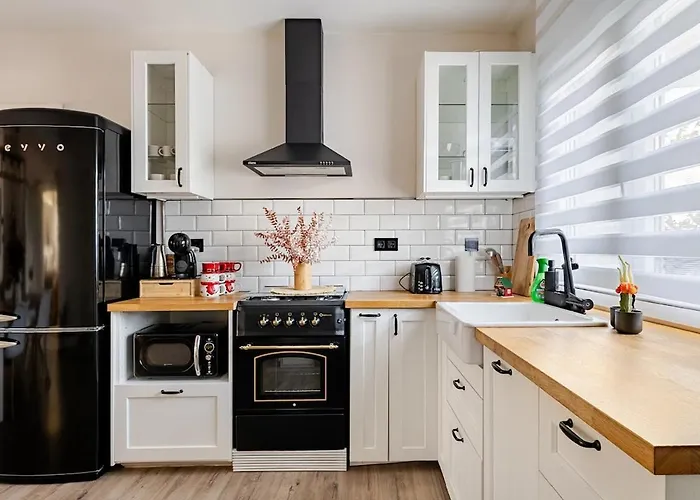 O Lar De Laura Casa Familiar Escapada Tranquila Con Piscina Y Sala De Juegos Cerca De Feriehus *