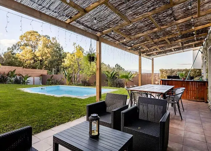 Σπίτι διακοπών O Lar De Laura Casa Familiar Escapada Tranquila Con Piscina Y Sala De Juegos Cerca De *
